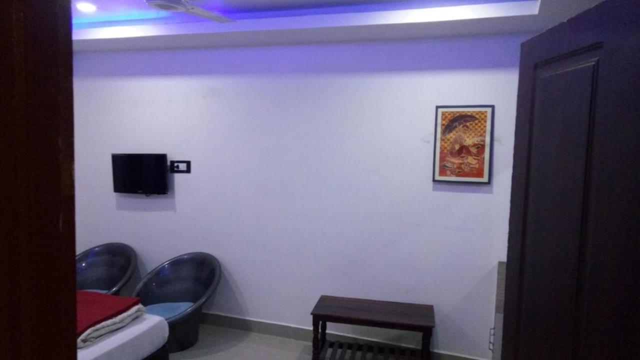 Hotel Vashishta Inn Paderu Esterno foto