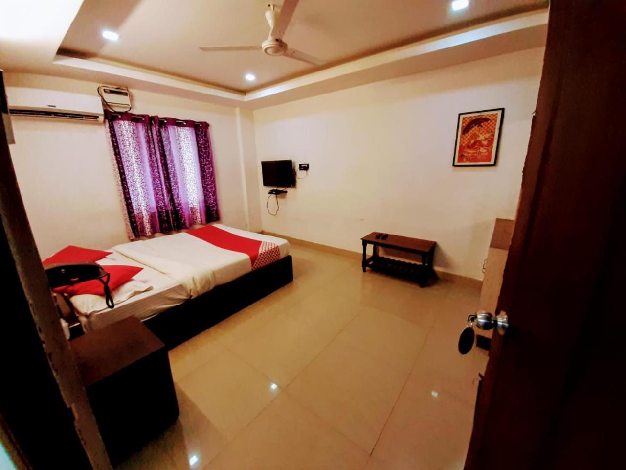 Hotel Vashishta Inn Paderu Esterno foto