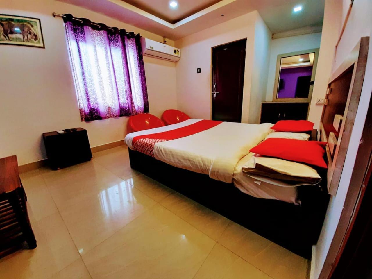 Hotel Vashishta Inn Paderu Esterno foto